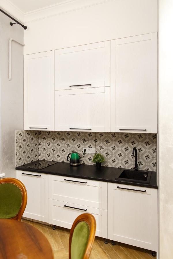 Apartamento Центр Львова Вул Личаківська 5 Площа Ринок 2 Кімнати Ізольовані Exterior foto